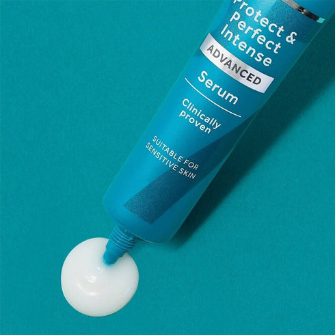 No 7 Protect & Perfect Intense Lift & Luminate Restore & Renew 30/50/75 ml Serum - TradeNRG UK